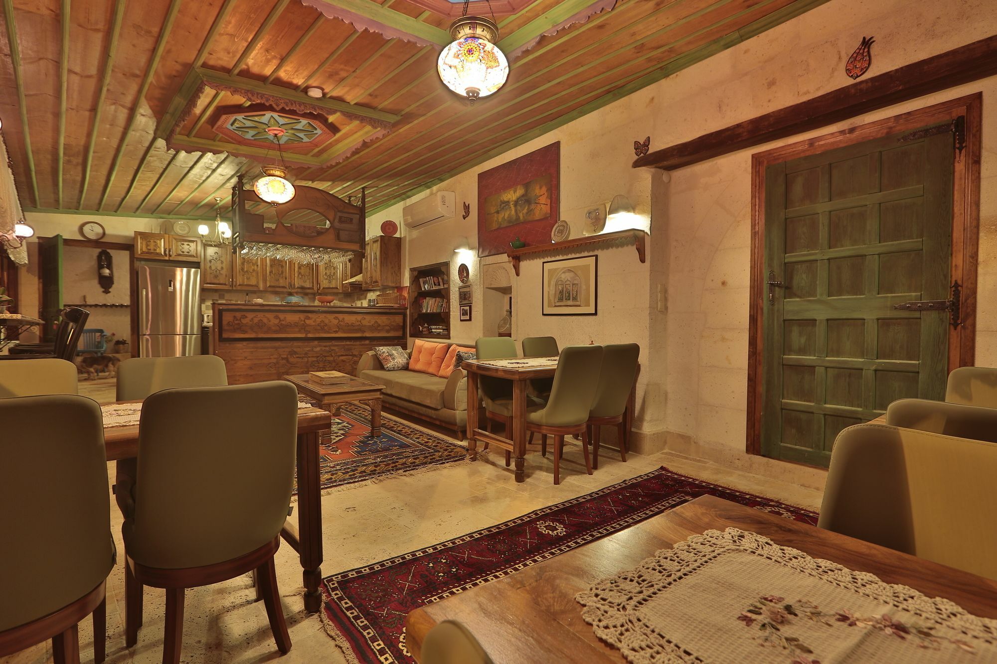 ホテル Three Doors Cappadocia Ibrahimpasa エクステリア 写真