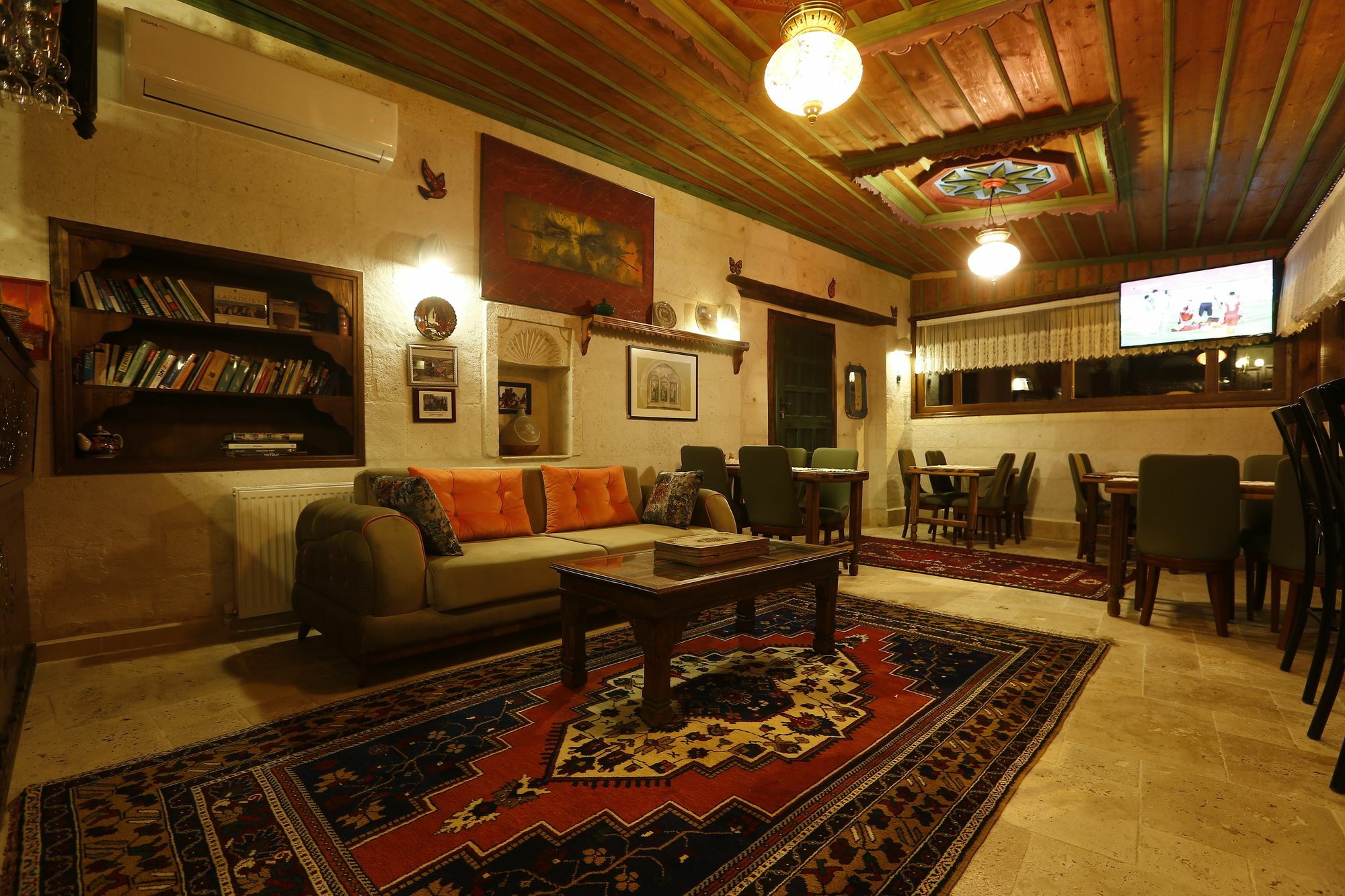 ホテル Three Doors Cappadocia Ibrahimpasa エクステリア 写真